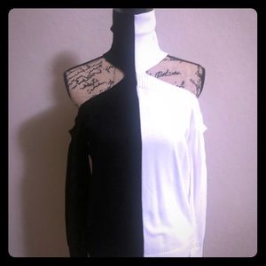 Ladies cold shoulder turtle neck